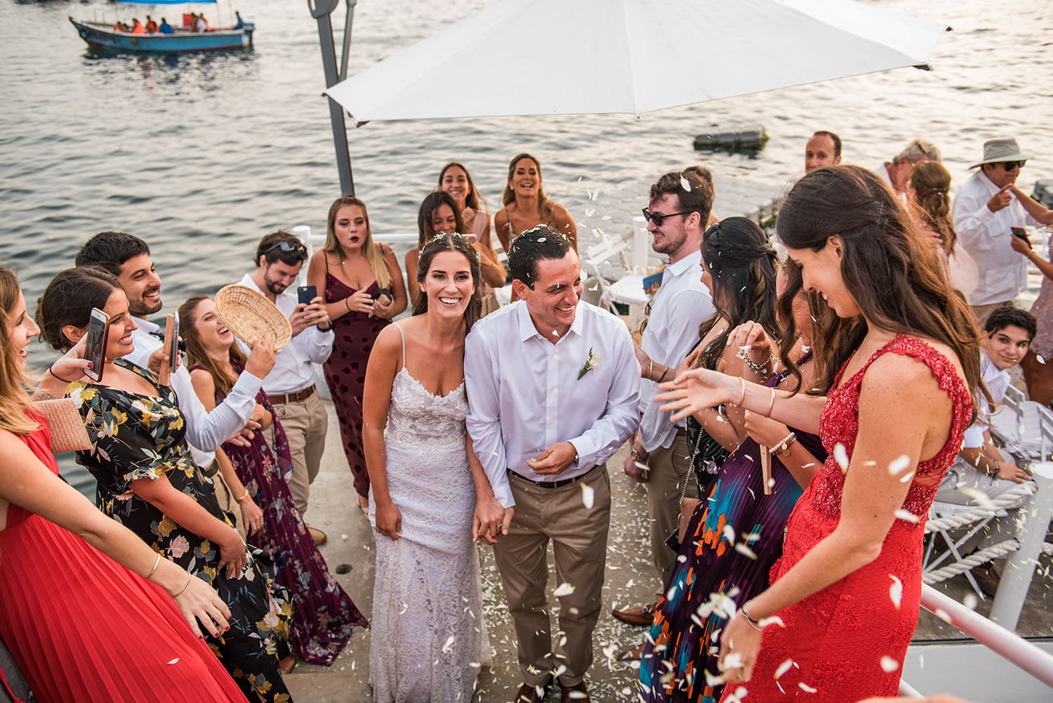 salida novios boda playa fotografo bodas canarias