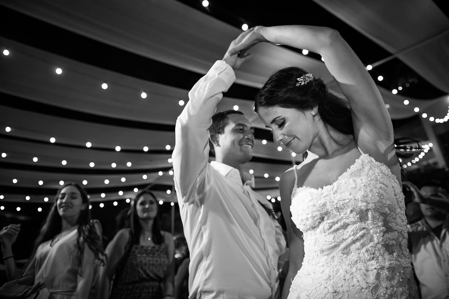 primer baile novios boda playa fotografo bodas canarias